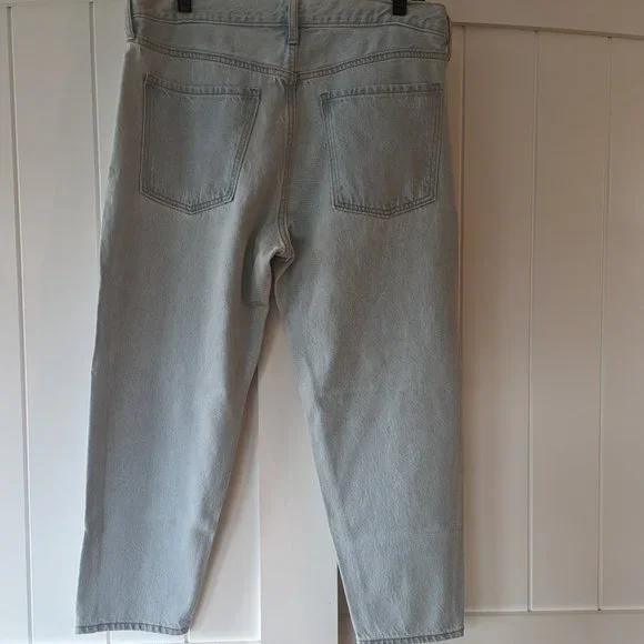 🌸 NWT Old Navy Mid-Rise Slouchy Taper Light Non-Stretch 12P Knee Ripped Jeans - Picture 3 of 10
